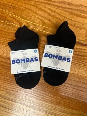 Bombas Black Low-Cut Athletic No-Show Socks size small 2 pairs New